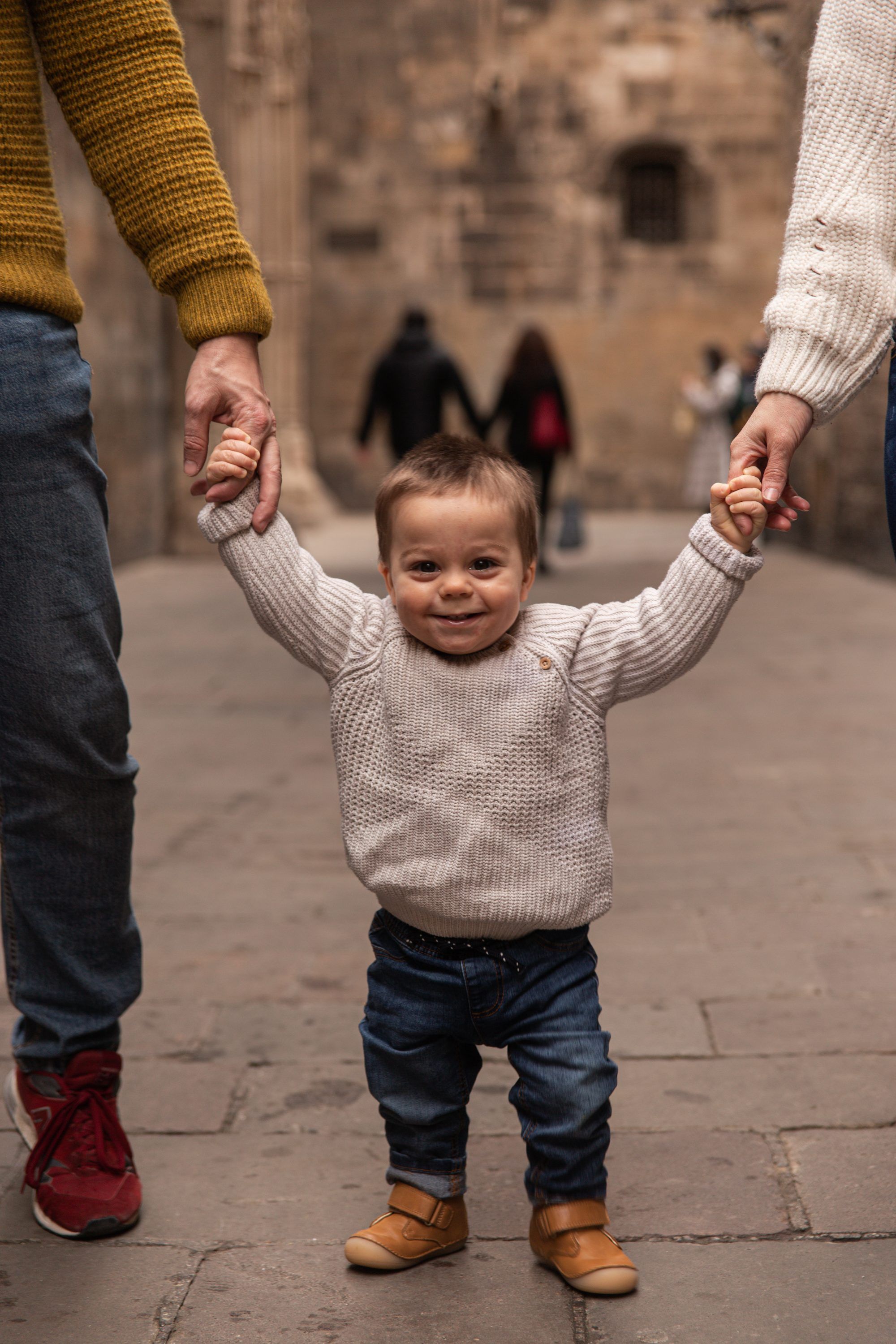 Mar Alonso Fotografia - Infantil nadons família bebé nena natura criança lliure respectuosa Barcelona ciutat